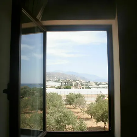 מלון Iris And Gialos (Crete)